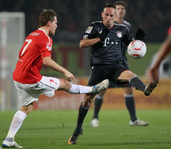 一直是制约 一直是制约